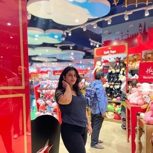 Meet your Posher, Ashima